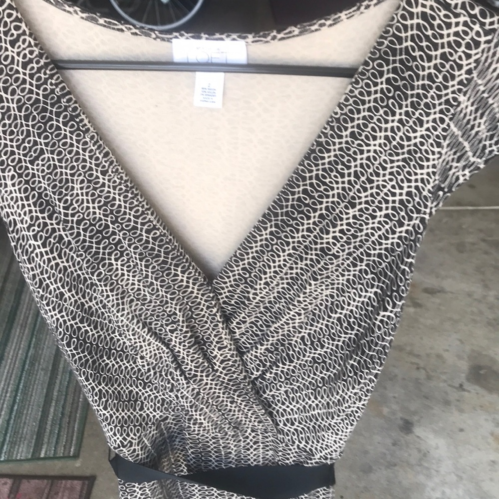 Ann Taylor-Size2- worn 1time! Light and soft dress